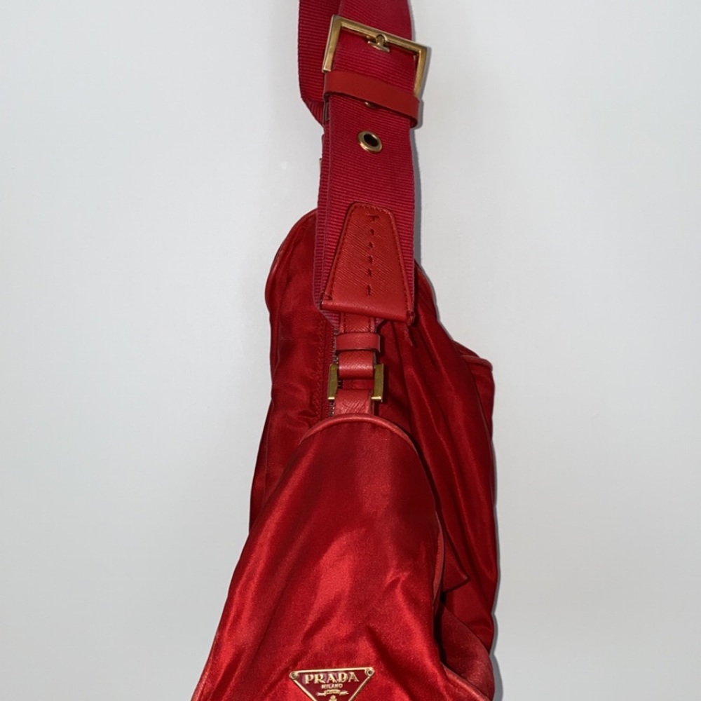 Red prada purse